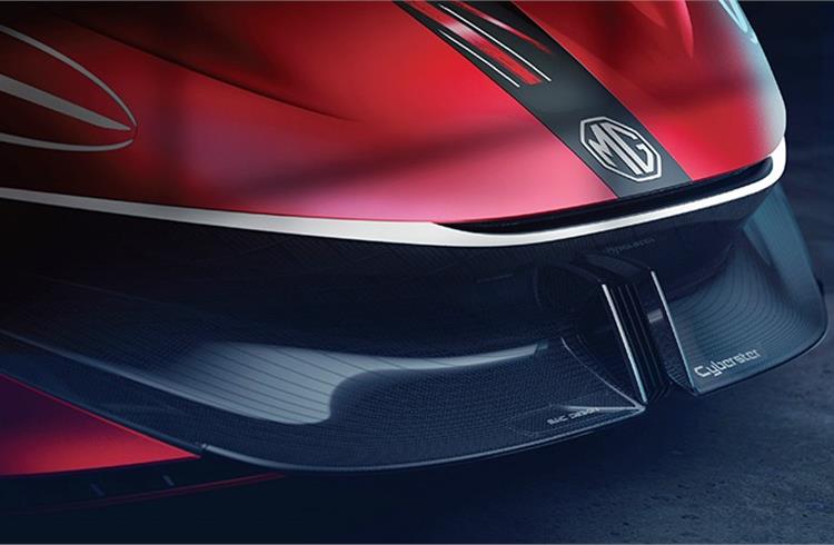MG says Cyberster will offer sports-car level performance with 0-100kph in a claimed 3sec, along with an 800km range on a single charge from its battery pack. 