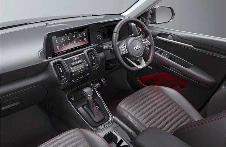 Sonet has segment-first features like front row ventilated seats, 10.25-inch touch-screen and comes equipped with 57 UVO Connect features including voice assist, and over-the-air map updates.