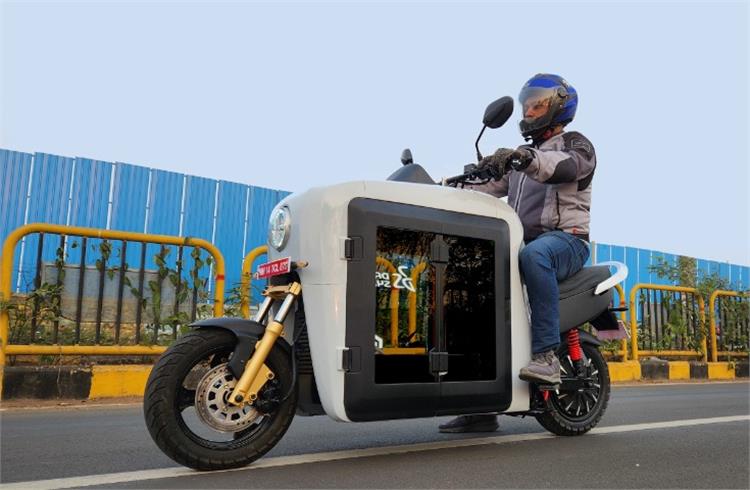 Qargos has re-imagined the cargo two-wheeler platform, designing and developing it for transporting 2-3 times the cargo capacity than any existing two-wheeler.