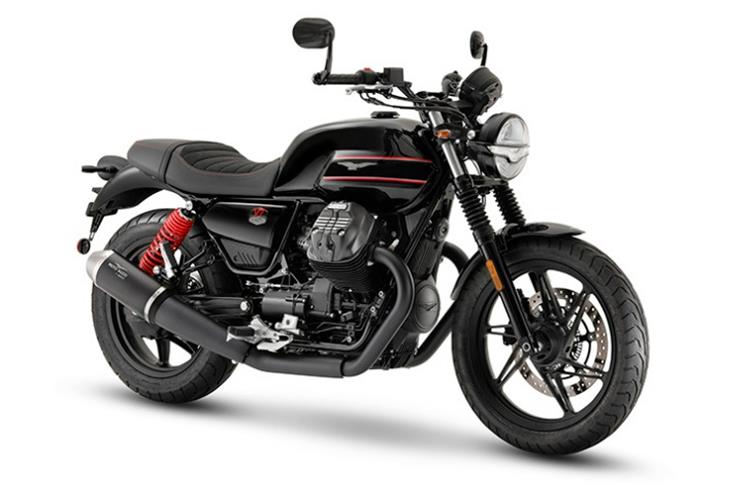 Moto Guzzi V7 Stone Special Edition gains in performance, both in terms of power, up from 48 to 49 kW at 6700rpm, and torque, which grows from 73 to 75 Nm at 4900rpm.