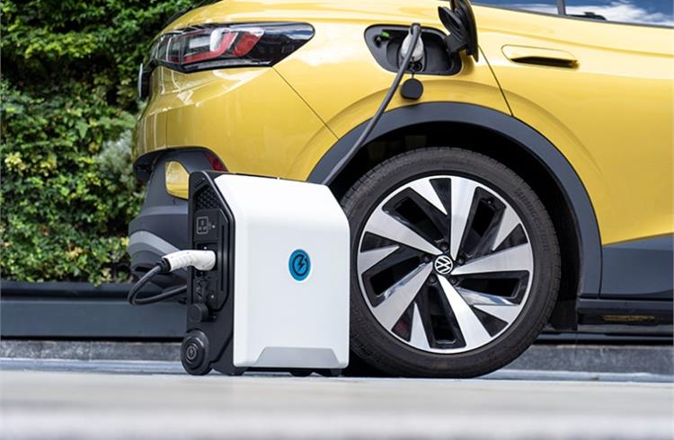 Game-changing portable EV charger revealed at COP26