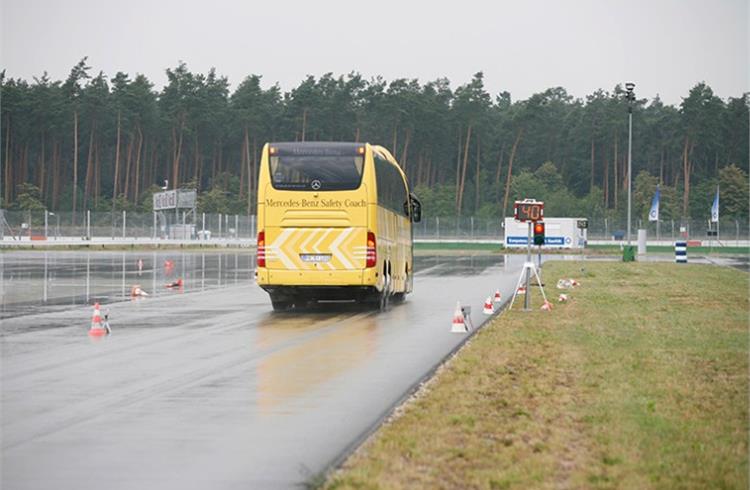 School bus training is also offered, both for drivers and school students.