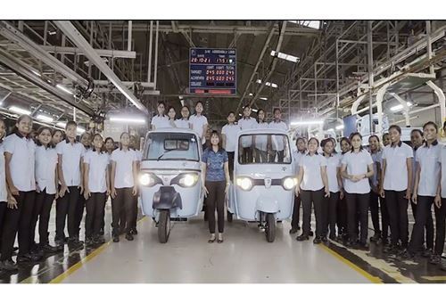 Piaggio's Ape Electrik assembly line manned by women