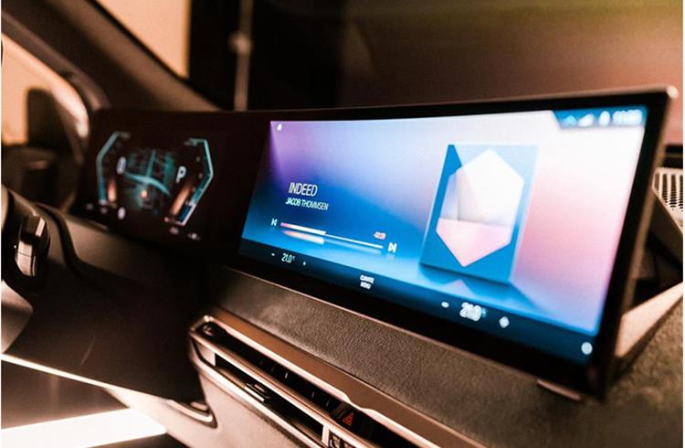 BMW set to showcase next generation iDrive at CES 2021