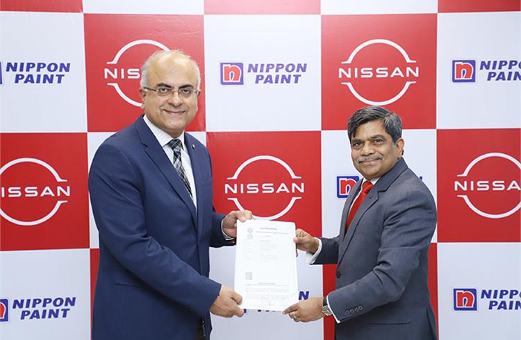 Sharad Malhotra, president, Nippon Paint India Automotive Refinish and Rakesh Srivastava,  MD, Nissan Motor India