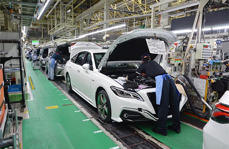 Assembly line at the Motomachi plant in Japan. At 800,000 units in December, output will be 5.6% YoY increase. 