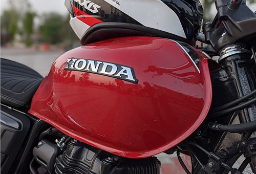 New Honda CB350 RS revs up the midsize motorcycle mantra