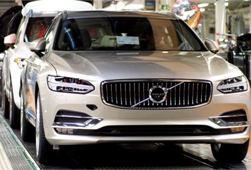 Volvo Cars’ first V90 rolls off production line