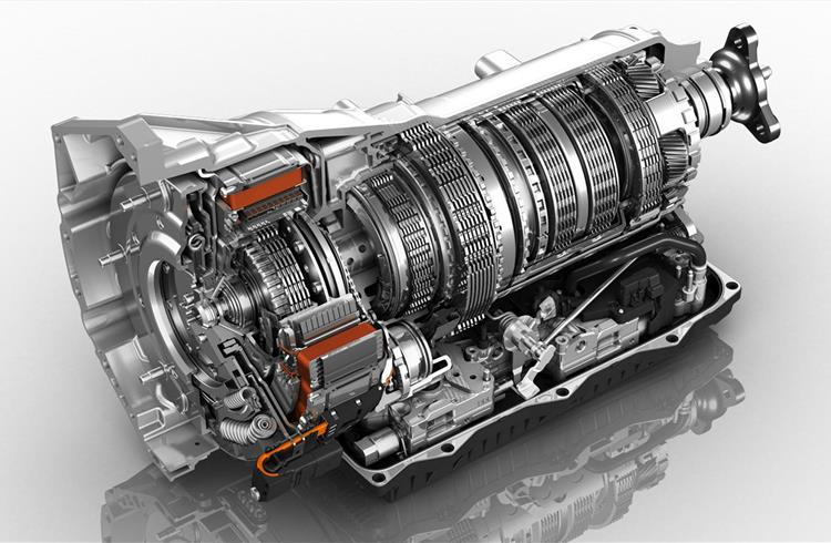 With the hybrid version of the 8-speed automatic transmission, ZF has advanced the electrification of the passenger car driveline.
