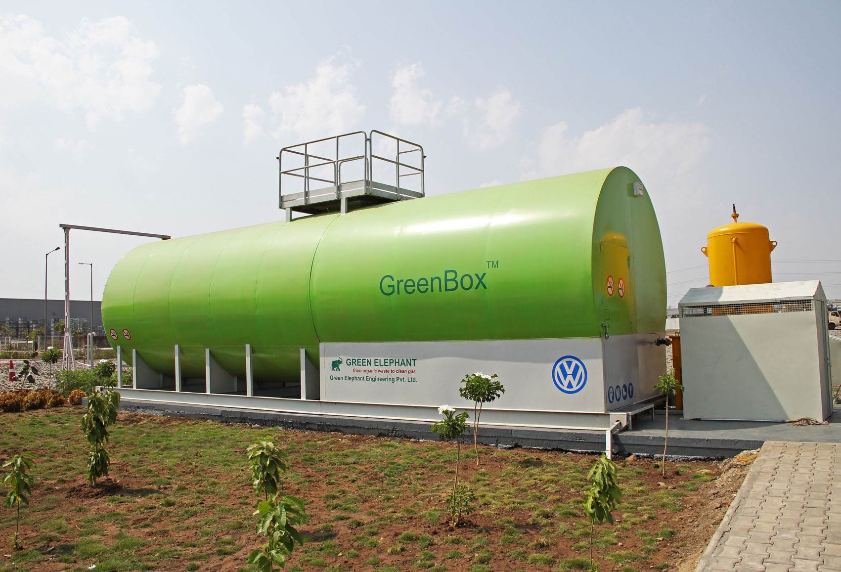 vw-biogas-plant-side
