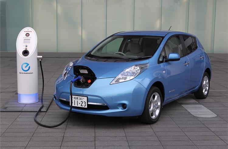 Nissan begins testing energy supply and demand management system using  Leaf EVs and ‘Leaf to home’ power system