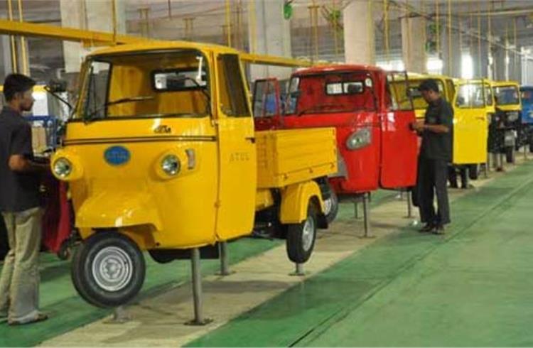 During April 2015-February 2016, Rajkot-based Atul Auto sold 39,201 units (market share: 8%).