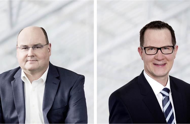 Dr Thomas M. Müller (left) is considered a proven expert on the topics of connected car and electronic systems. He succeeds Ricky Hudi, who will found and lead his own technology and consulting firm. 