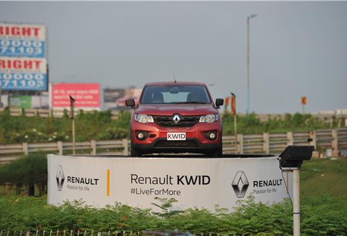 Renault Kwid gets over 50,000 bookings, production ramped up