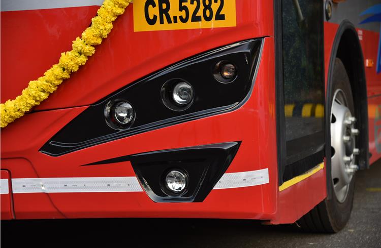 Goldstone Infratech delivers 4 e-buses to BEST