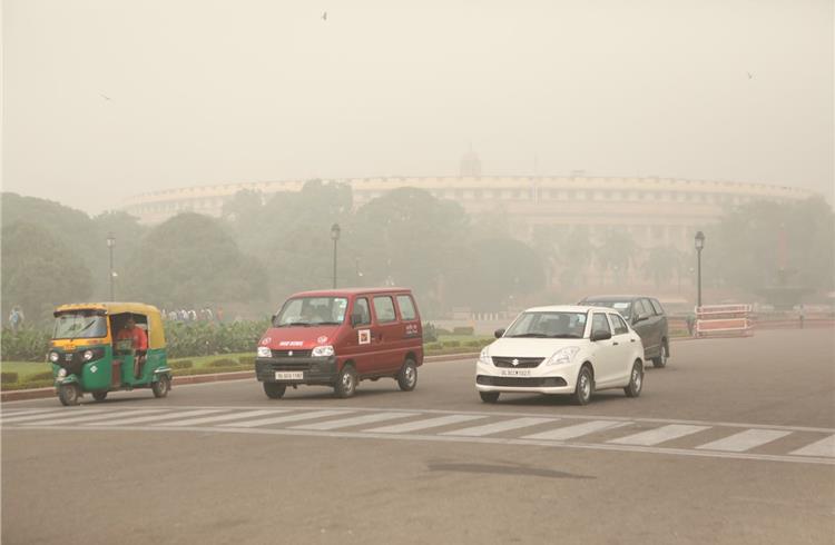 NGT clears Delhi's odd-even scheme but government calls it off