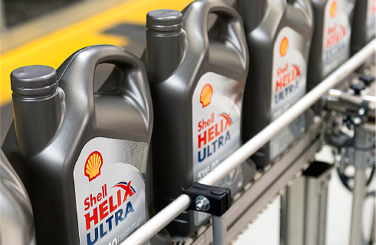 Shell targets smooth ride in India's huge engine oil market
