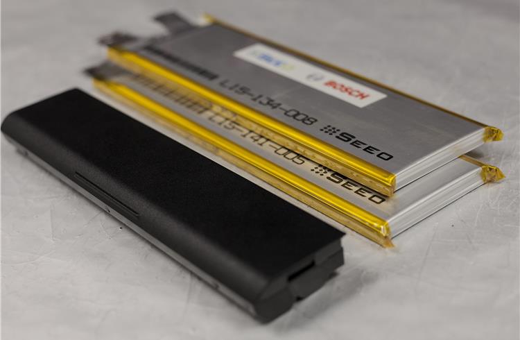 New battery made of solid-state cells compared to a battery of a netbook.