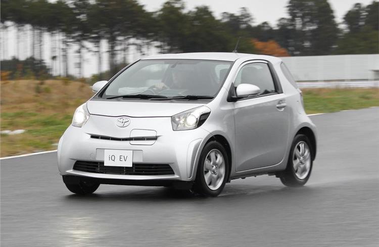 The Toyota iQ EV Prototype is the successor to the FT-EV II as an electric vehicle based on the iQ chassis.