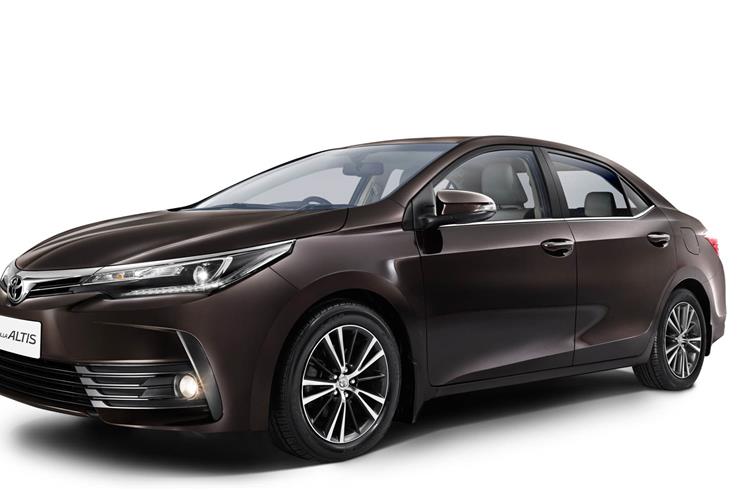 Toyota launches facelifted Corolla Altis in India at Rs 15.87 lakh