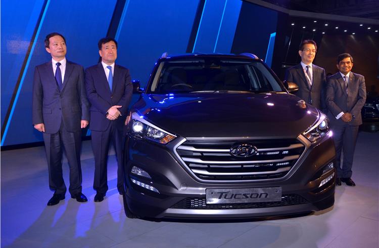 L-R: Min Sik Ahn, minister, Embassy of the Republic of Korea; Y K Koo, MD, Hyundai Motor India; Moon Sik Kwon, vice-chairman, Namyang R&D Hyundai; and Rakesh Srivastava, SVP (Sales & Marketing), Hyund