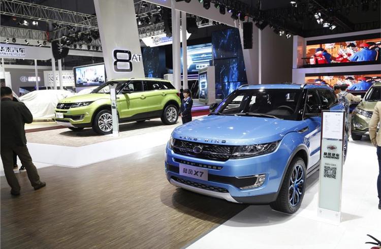 The LandWind X7 bears an uncanny resemblance to the Range Rover Evoque