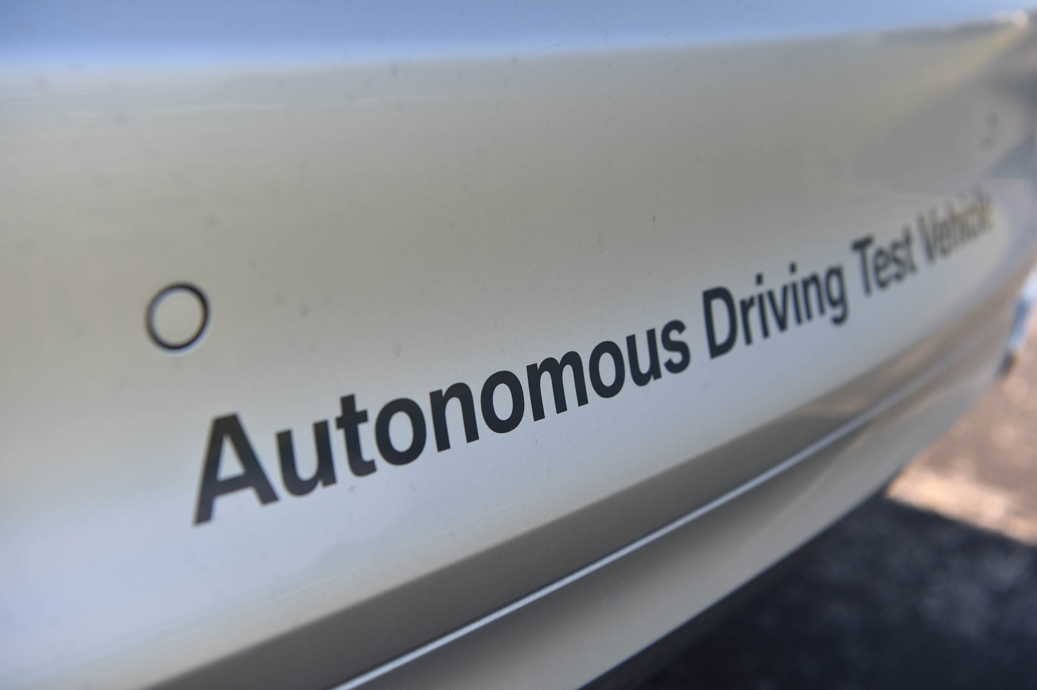 p90305034-highres-autonomous-driving-t