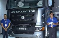 Vinod Dasari, MD, Ashok Leyland, with the 4940 Euro 6-compliant truck.