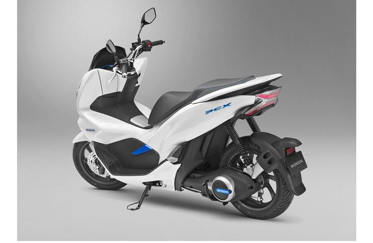 Honda reveals PCX electric scooter, set to go sale in Asia next year