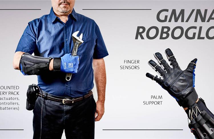 GM and NASA’s RoboGlove could see industrial scale use