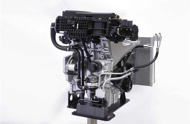 Linking previously independent systems for AC & engine cooling, performance of turbocharged petrol engines is improved.