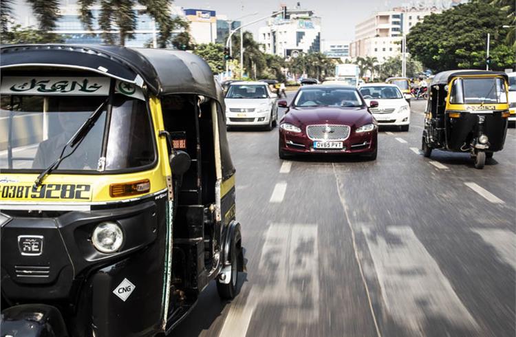 Jaguar puts new 2016 XJ to the test in Mumbai Dabbawalla Delivery Challenge