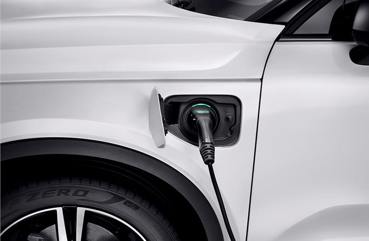 Volvo XC40 T5 plug in hybrid