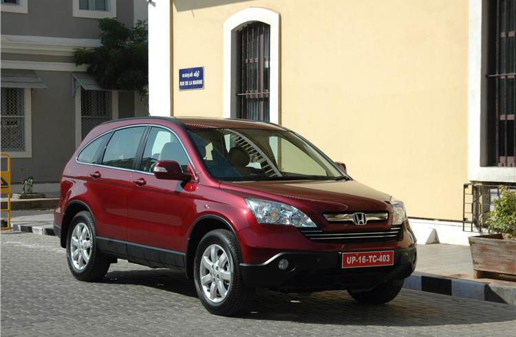 A total of 13,073 CR-Vs, manufactured between 2004-2011, are part of the recall.
