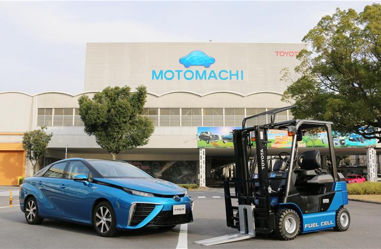 Green and clean: Toyota Mirai,  among the first hydrogen fuel cell vehicle to be sold commercially, with the fuel cell forklift at the Motomachi Plant.