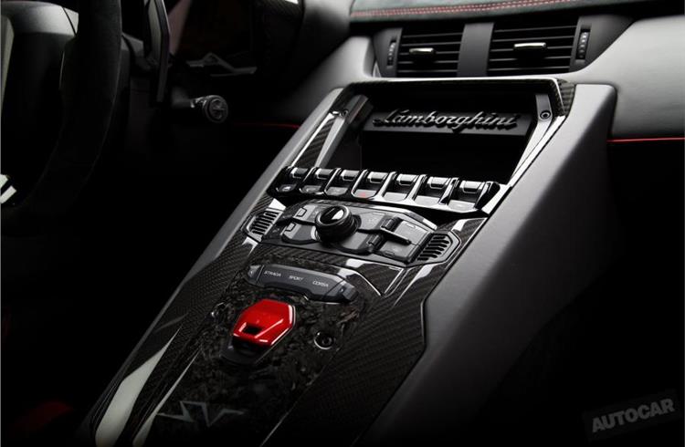 Lamborghini Aventador LP750-4 Superveloce coupé is getting a roadster twin