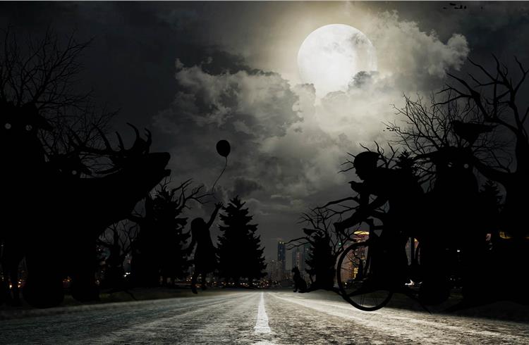 Night fears rooted in our pre-historic past cause stress behind the wheel. New poll by Ford Europe shows most people worry about night blindness, many fear hitting pedestrians. As a result the carmake