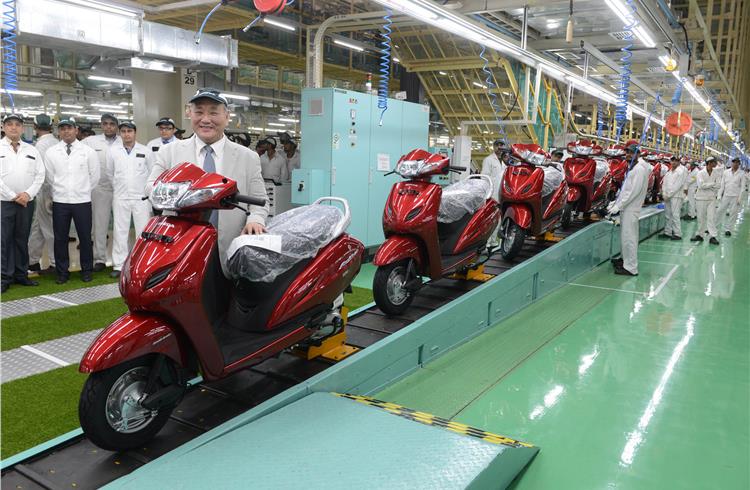 Keita Muramatsu, president & CEO, HMSI, inaugurated the second scooter assembly line at the Vithalapur plant in Gujarat on June 29, 2016