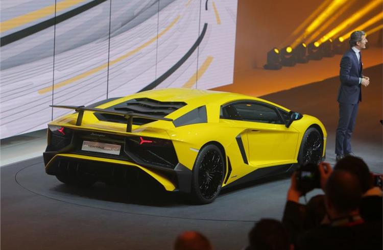 The Aventador LP750-4 Superveloce produces 740bhp from its 6.5-litre V12 engine