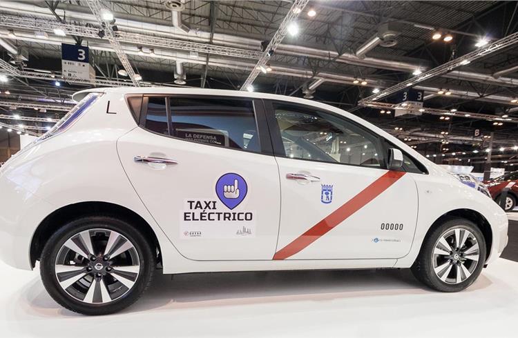 The world’s largest 100 percent electric taxi fleet deal sees  La Ciudad del Taxi take delivery of 110 Nissan Leaf 30 kWh to provide zero emission taxi services in Madrid.