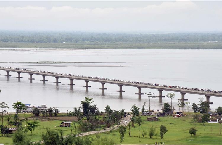 The bridge reduces the distance from Rupai on NH-37 in Assam to Meka/Roing on NH-52 in Arunachal Pradesh by 165km.