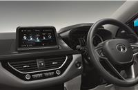 Floating dashtop touchscreen enables easy usage of infotainment, reduces ‘eye off road time’ for added safety.