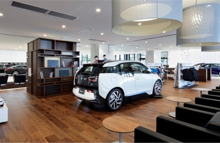 BMW Group opens new sales, brand and driving centre in Japan