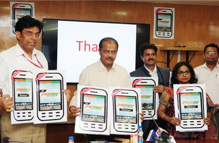 National Highways Authority of India chairman Deepak Kumar launches the mobile App My FASTag and FASTag Partner in New Delhi on August 17 (Photo: PIB).