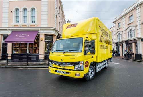 Daimler Trucks delivers first all-electric Fuso eCanter trucks to UK customers