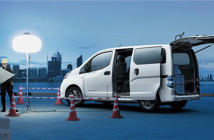 Nissan’s e-NV200 is compatible with a ‘Vehicle to Home’ system and is equipped with two onboard 100V power outlets enabling it to supply up to 1,500W of electric power during a disaster.