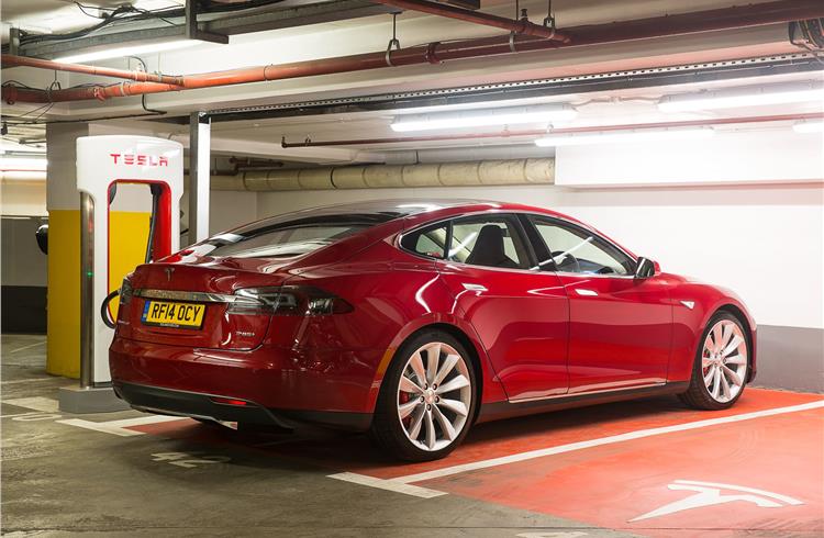Tesla expands supercharger network in the UK