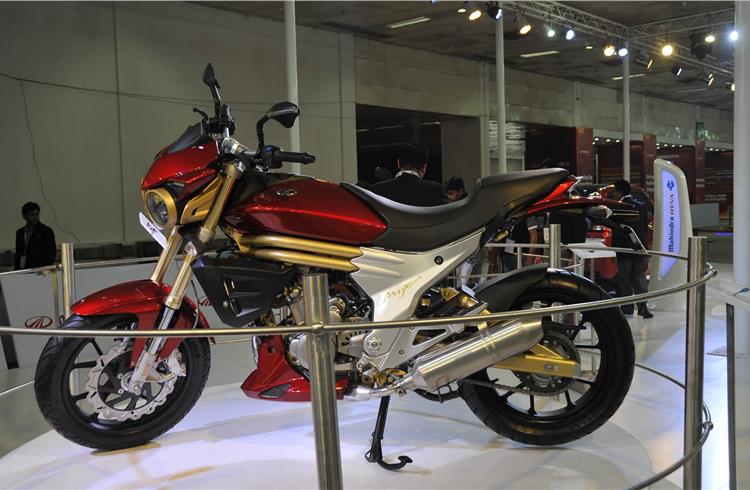 The Mojo is Mahindra’s first attempt at developing a model in the midsized motorcycle category.
