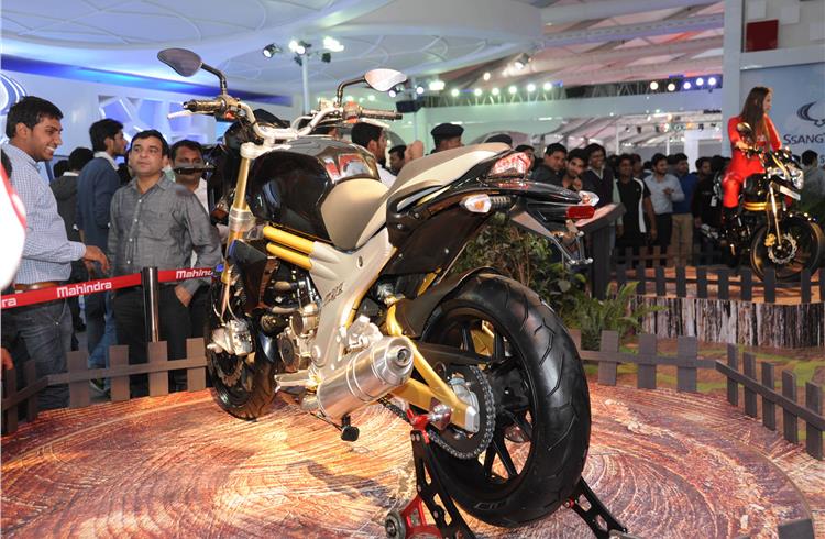 The Mojo is expected to get a single-cylinder, fuel-injected engine in the 290-300cc range.