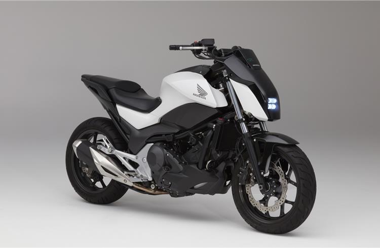 Moto Riding Assist technology leverages Honda’s robotics technology to create a self-balancing motorcycle that greatly reduces the possibility of falling over while the motorcycle is at rest.